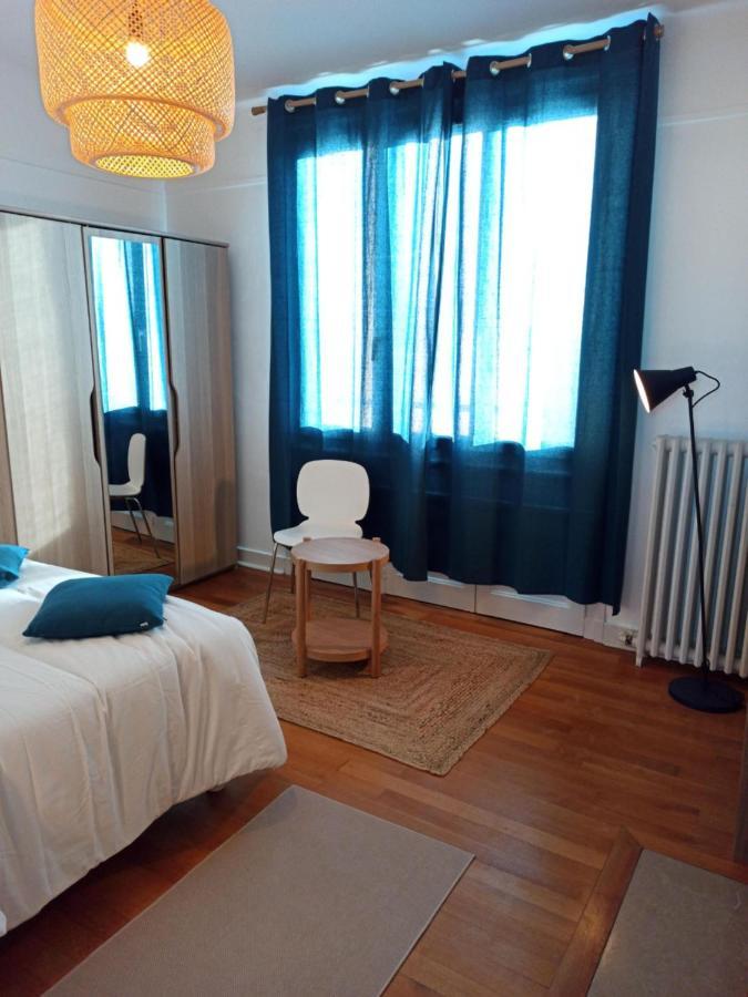 Spacieux Appartement Au Centre Du Mans Le Mans Kültér fotó