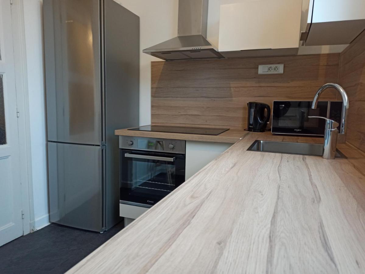 Spacieux Appartement Au Centre Du Mans Le Mans Kültér fotó